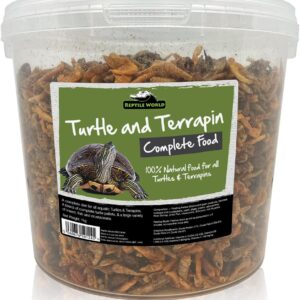 Reptile World Turtle and Terrapin Complete Food 5ltr Bucket (1kg), Floating Blend with Pellets, Insects & Fish